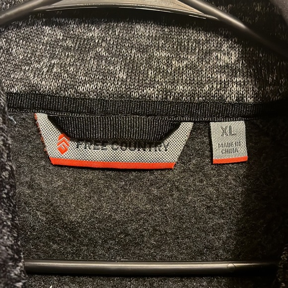 Men’s XL Free Country Vest - Picture 2 of 4